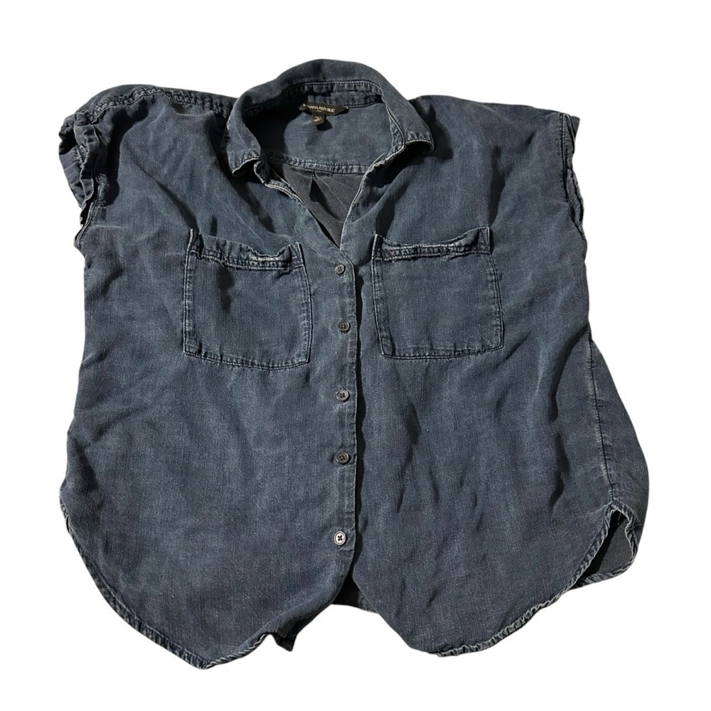 Banana Republic woman's size petite small denim button down sleeveless shirt